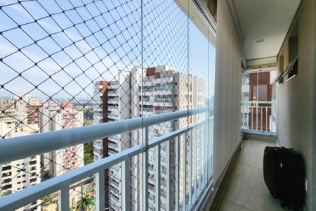 Apartamento à venda com 127m², 3 quartos e 2 vagas Apartamento à venda com 127m², 3 quartos e 2 vagasVaranda da Suíte 1