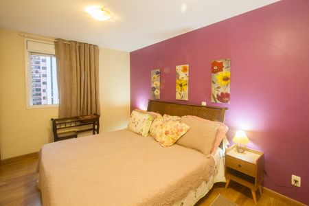 Apartamento à venda com 167m², 3 quartos e 3 vagasSuíte 2