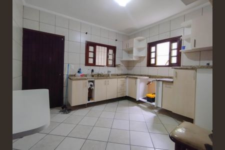 Casa à venda com 154m², 3 quartos e 2 vagasCozinha