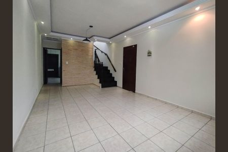 Casa à venda com 154m², 3 quartos e 2 vagasSala