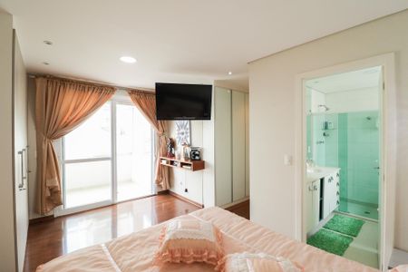 Apartamento à venda com 206m², 3 quartos e 4 vagasSuíte 2