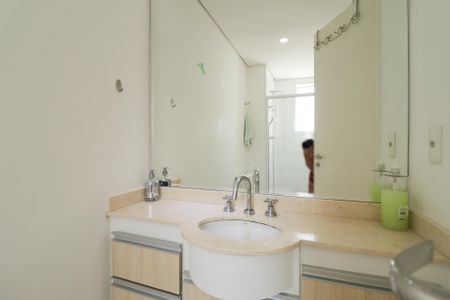 Apartamento à venda com 206m², 3 quartos e 4 vagasBanheiro da Suíte 3