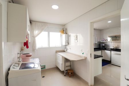 Apartamento à venda com 206m², 3 quartos e 4 vagasÁrea de Serviço/