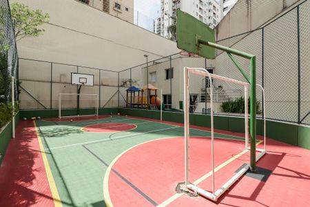 Apartamento à venda com 206m², 3 quartos e 4 vagasÁrea comum - Quadra