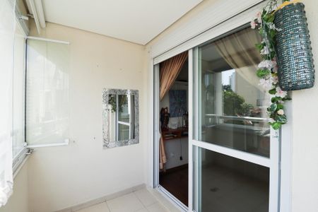 Apartamento à venda com 206m², 3 quartos e 4 vagasVaranda da Suíte 2