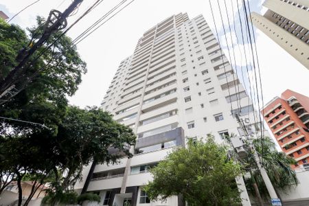 Apartamento à venda com 206m², 3 quartos e 4 vagasFachada