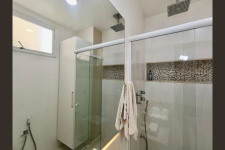 Apartamento à venda com 110m², 3 quartos e 1 vagaBanheiro social