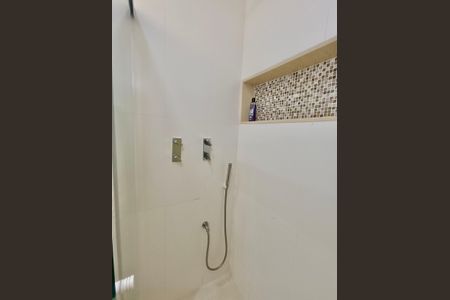 Apartamento à venda com 110m², 3 quartos e 1 vagaBanheiro social