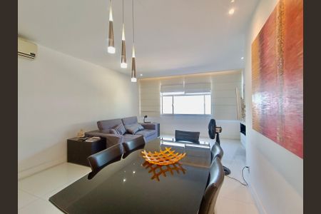 Apartamento à venda com 110m², 3 quartos e 1 vagaSala