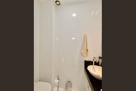 Apartamento à venda com 110m², 3 quartos e 1 vagaBanheiro Suíte 2