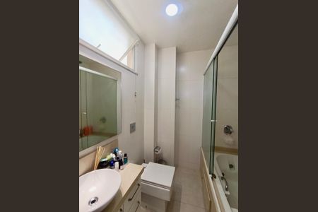 Apartamento à venda com 110m², 3 quartos e 1 vagaBanheiro Suíte 1