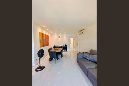 Apartamento à venda com 110m², 3 quartos e 1 vagaSala