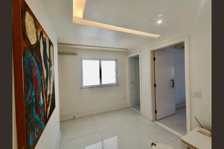 Apartamento à venda com 110m², 3 quartos e 1 vagaSaleta