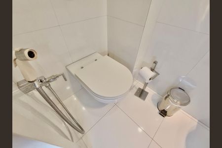 Apartamento à venda com 110m², 3 quartos e 1 vagaBanheiro Suíte 2