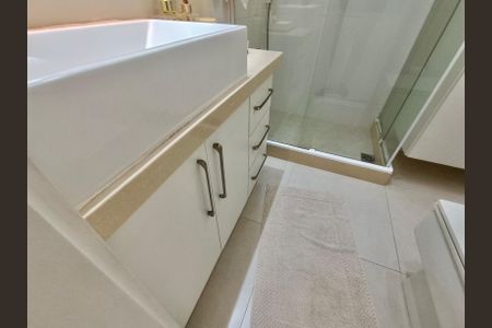 Apartamento à venda com 110m², 3 quartos e 1 vagaBanheiro social