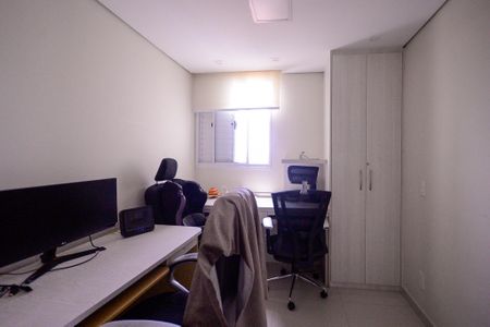 Apartamento para alugar com 65m², 2 quartos e 1 vaga Apartamento para alugar com 65m², 2 quartos e 1 vagaEscritório