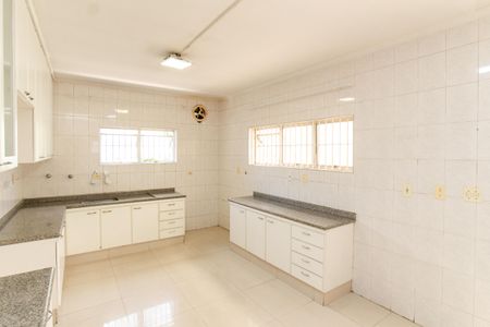 Casa para alugar com 180m², 3 quartos e 3 vagasCozinha