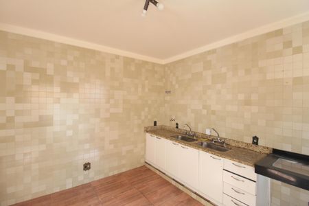 Casa à venda com 760m², 4 quartos e 10 vagasCozinha