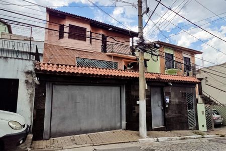 Casa para alugar com 325m², 3 quartos e 4 vagas Casa para alugar com 325m², 3 quartos e 4 vagasFachada + placa