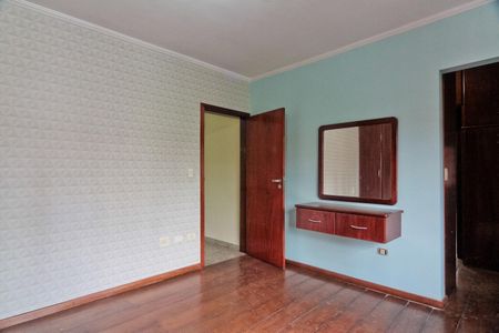 Casa para alugar com 325m², 3 quartos e 4 vagas Casa para alugar com 325m², 3 quartos e 4 vagasSuíte 2