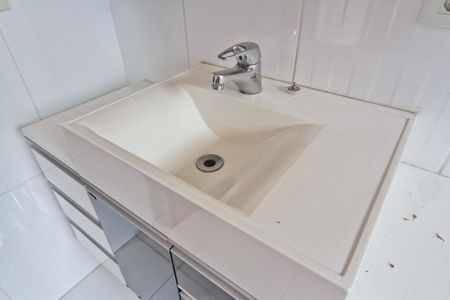 Casa para alugar com 325m², 3 quartos e 4 vagas Casa para alugar com 325m², 3 quartos e 4 vagasBanheiro da Suíte 1