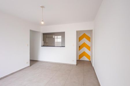 Apartamento à venda com 67m², 2 quartos e sem vagaSala