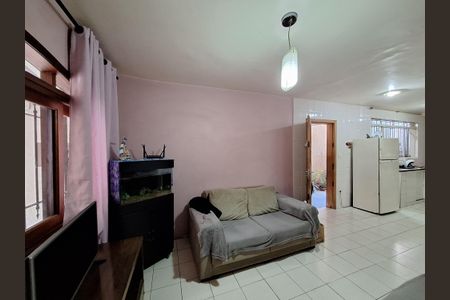 Casa à venda com 125m², 3 quartos e 2 vagas Casa à venda com 125m², 3 quartos e 2 vagasSala