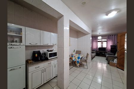 Casa à venda com 125m², 3 quartos e 2 vagas Casa à venda com 125m², 3 quartos e 2 vagasCozinha