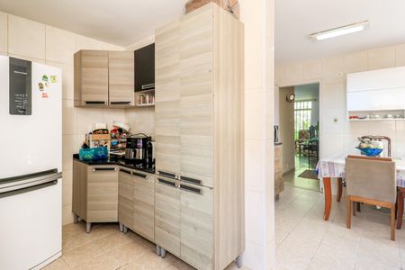 Casa para alugar com 220m², 3 quartos e 2 vagasCozinha