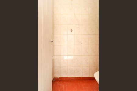 Casa para alugar com 220m², 3 quartos e 2 vagasBanheiro de Serviço