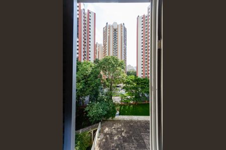 Apartamento à venda com 50m², 2 quartos e 1 vagaQuarto 1 - Janela