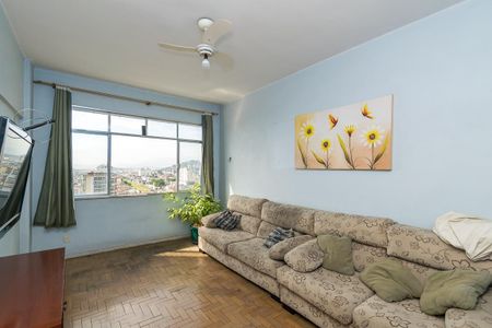 Apartamento à venda com 81m², 2 quartos e 1 vagaSala