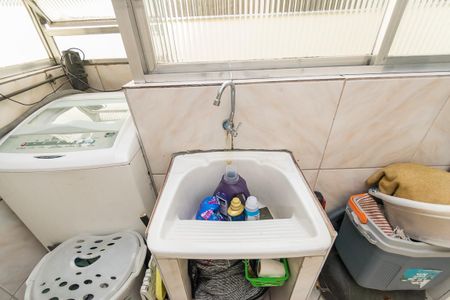 Apartamento à venda com 81m², 2 quartos e 1 vagaÁrea de Serviço