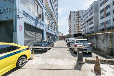 Apartamento à venda com 81m², 2 quartos e 1 vagaÁrea comum - Entrada da garagem