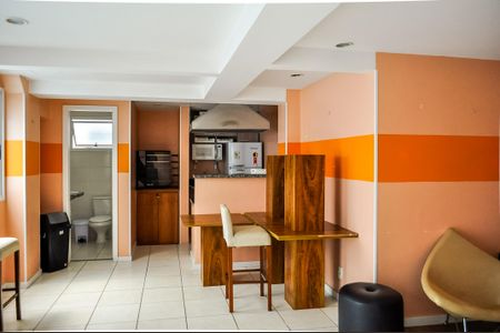 Apartamento à venda com 64m², 3 quartos e 1 vagaÁrea comum