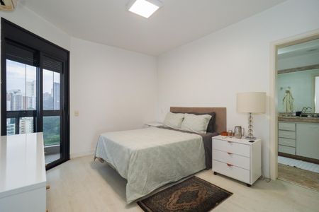 Apartamento à venda com 876m², 5 quartos e 5 vagasSuíte 1