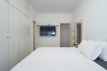 Apartamento à venda com 876m², 5 quartos e 5 vagasSuíte 2