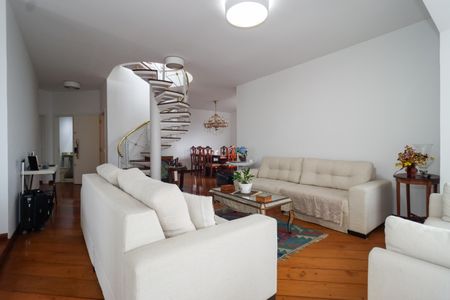 Apartamento à venda com 876m², 5 quartos e 5 vagasSala