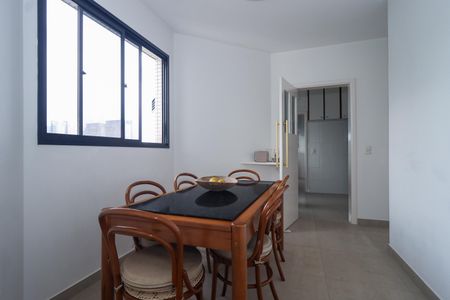 Apartamento à venda com 876m², 5 quartos e 5 vagasCopa