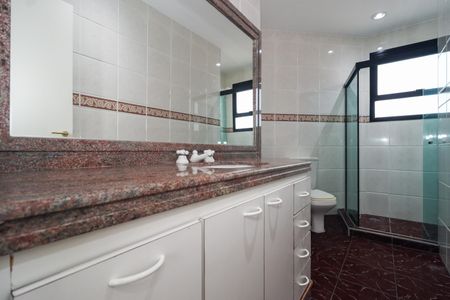 Apartamento à venda com 876m², 5 quartos e 5 vagasBanheiro da Suíte Americana 2