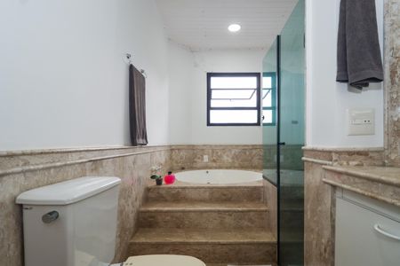 Apartamento à venda com 876m², 5 quartos e 5 vagasBanheiro da Suíte 3