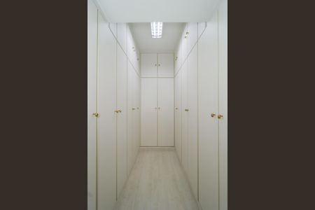 Apartamento à venda com 876m², 5 quartos e 5 vagasSuíte 1