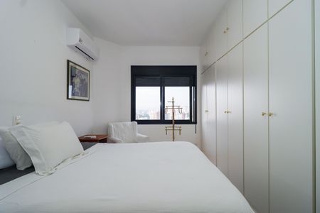 Apartamento à venda com 876m², 5 quartos e 5 vagasSuíte 2