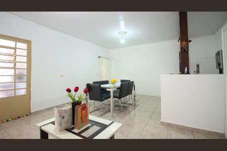 Casa à venda com 450m², 7 quartos e 5 vagasSala