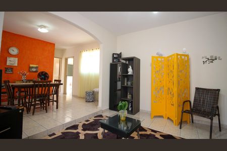 Casa à venda com 450m², 7 quartos e 5 vagascasa 2 Sala