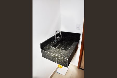 Casa à venda com 220m², 3 quartos e 2 vagas Casa à venda com 220m², 3 quartos e 2 vagasLavabo Sala