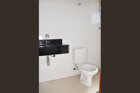 Casa à venda com 220m², 3 quartos e 2 vagas Casa à venda com 220m², 3 quartos e 2 vagasDetalhe - Suíte