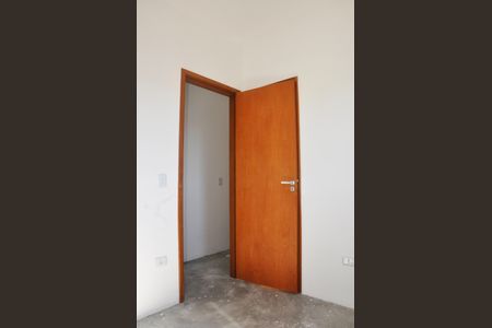 Casa à venda com 220m², 3 quartos e 2 vagas Casa à venda com 220m², 3 quartos e 2 vagasDetalhe - Quarto 03 com Suíte