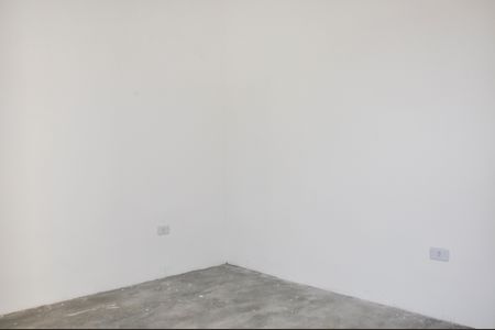 Casa à venda com 220m², 3 quartos e 2 vagas Casa à venda com 220m², 3 quartos e 2 vagasDetalhe - Quarto 02 com Suíte e Varanda