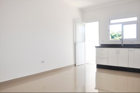 Casa à venda com 220m², 3 quartos e 2 vagas Casa à venda com 220m², 3 quartos e 2 vagasDetalhe - Cozinha